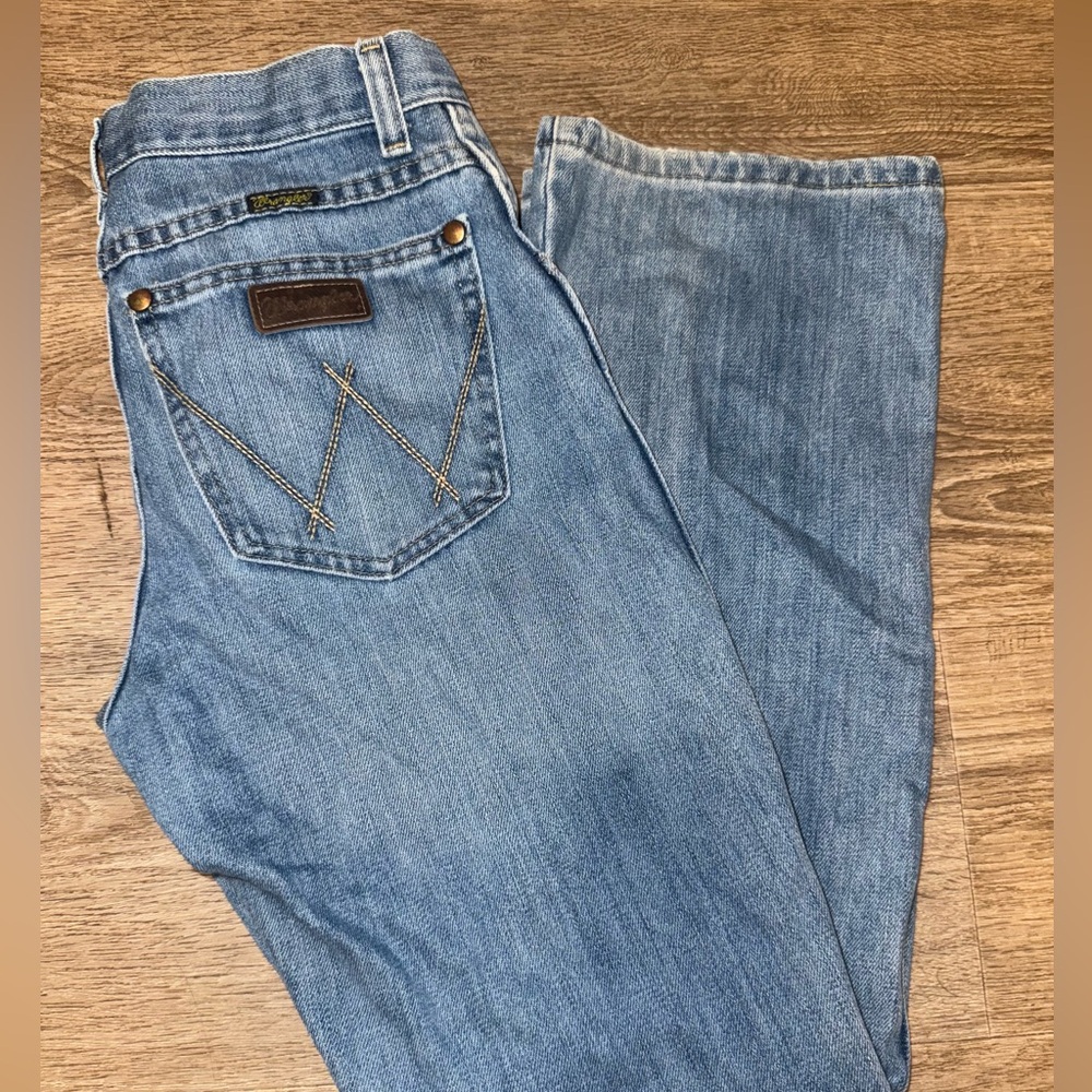 Wrangler women’s retro relaxed boot jeans